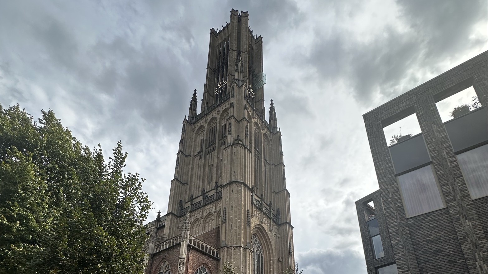 Kerk van dichterbij