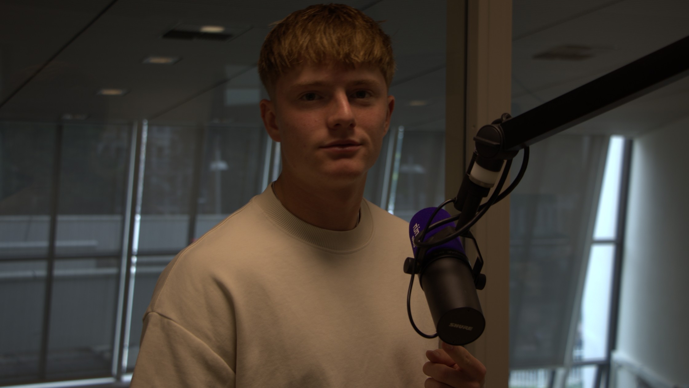 Jesper knappe vent kusje kusje